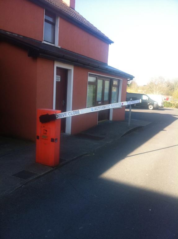 Room 3 Camp Street B&B Oughterard Eksteriør billede